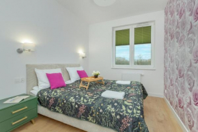 Przy Plaży - Rodzinny Apartament z salą zabaw Puck by Noclegi Renters, Gmina Puck